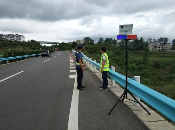 蚌埠高速公路钢护栏