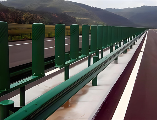 蚌埠三波护栏板在高速公路的应用